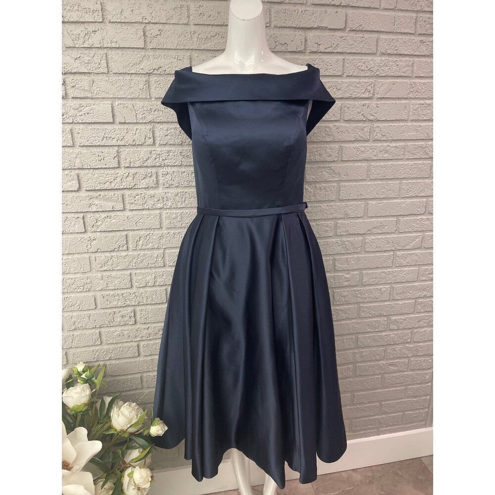 Women Navy Corset Lace Up Back Prom / Bridesmaid Gown Size 6